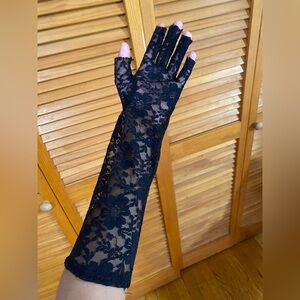 3. Fancy black gloves